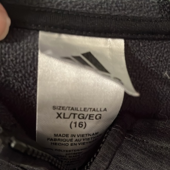 Nice jacket! - Picture 3 of 4